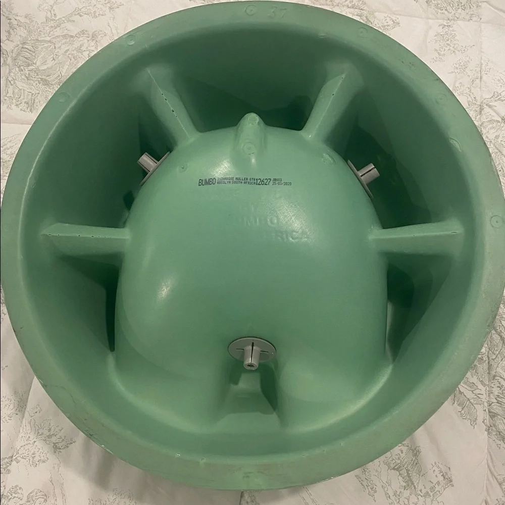 Bumbo - Picture 2 of 3